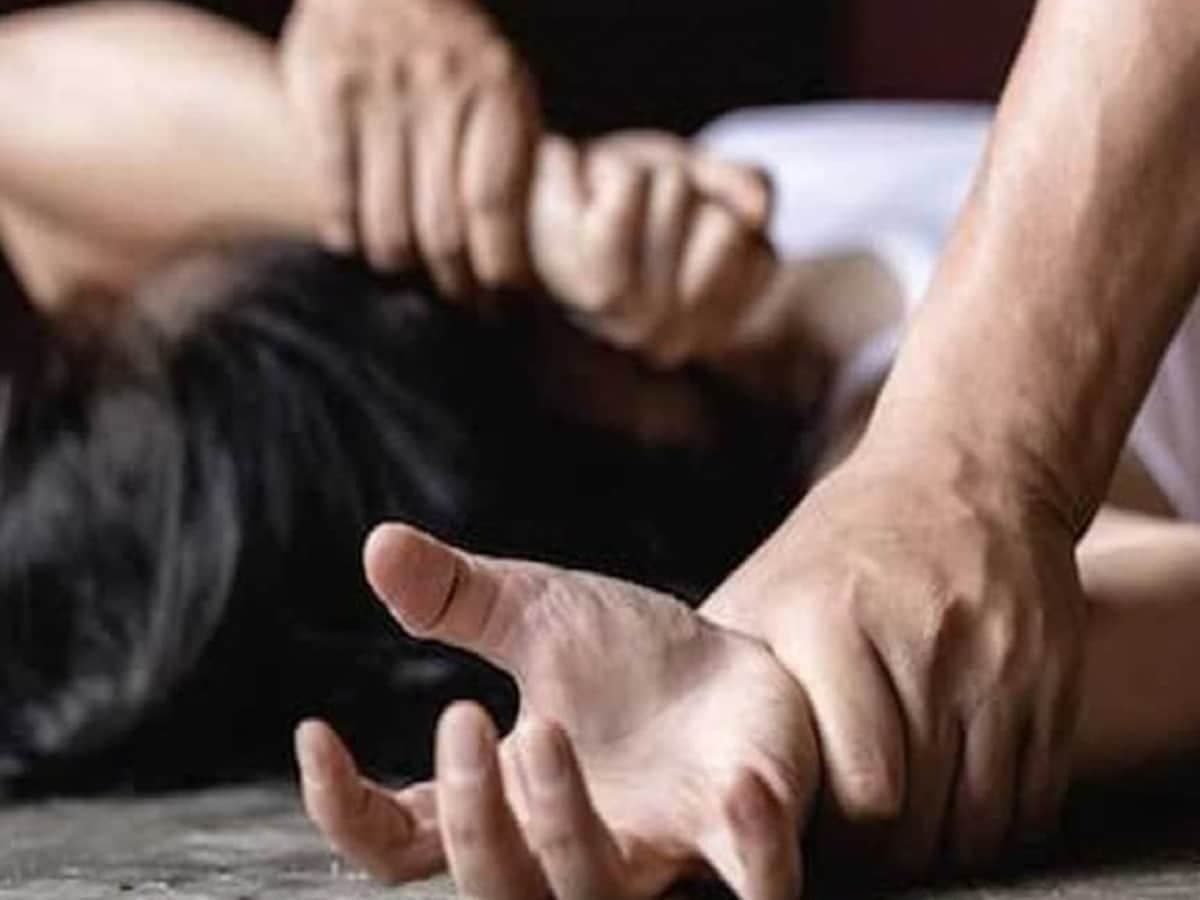 बिहार के नालंदा में चाऊमीन लाने गई 15 साल की लड़की से गैंगरेप, 4 लोगों पर आरोप